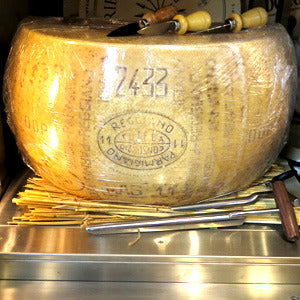 パルミジャーノ・レッジャーノ 3年熟成/PARMIGIANO REGGIANO 3ANNI (110g)